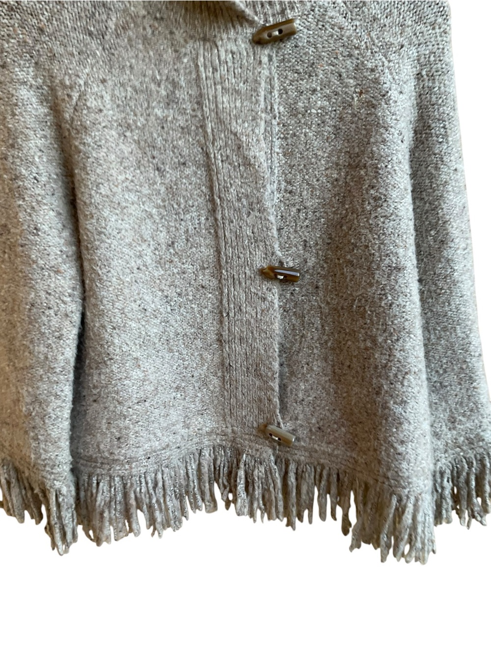 Ruby Rd  L Boho Poncho Cardigan Oatmeal Fringe Toggle Lagenlook Sweater VINTAGE - Picture 7 of 14
